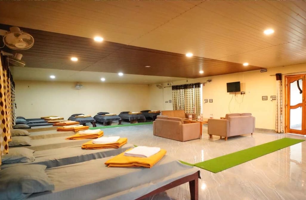 Riverside cottages at Dandeli River Resort