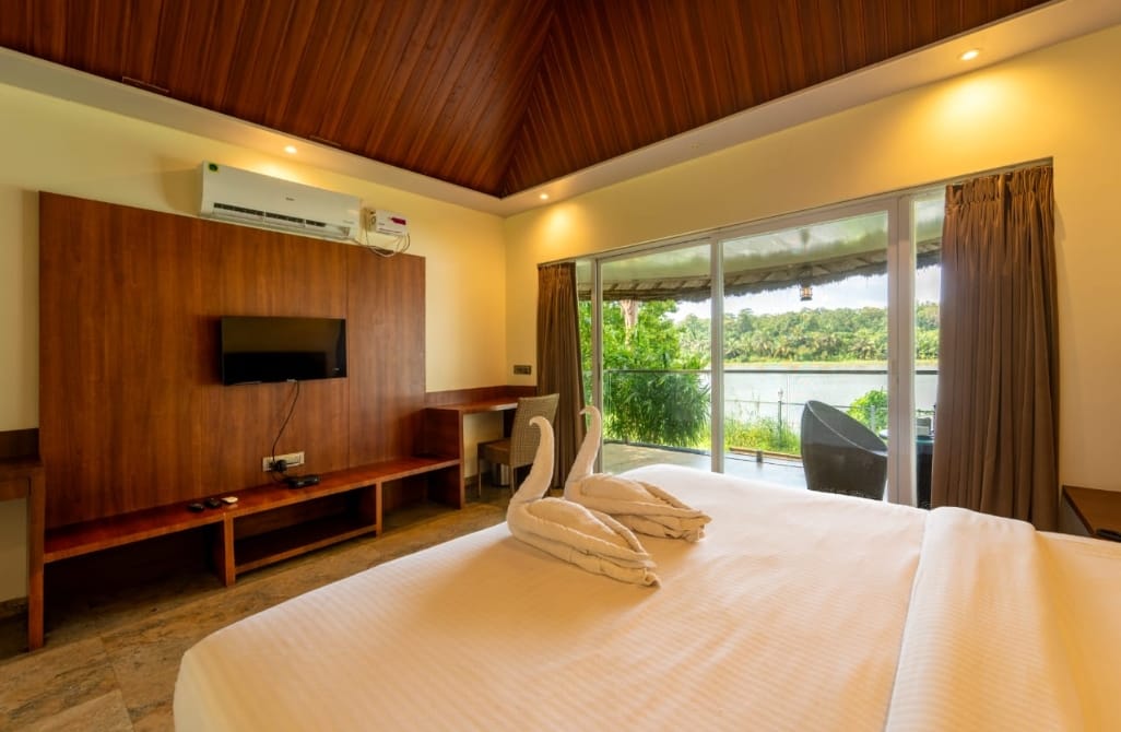 Riverside cottages at Dandeli River Resort